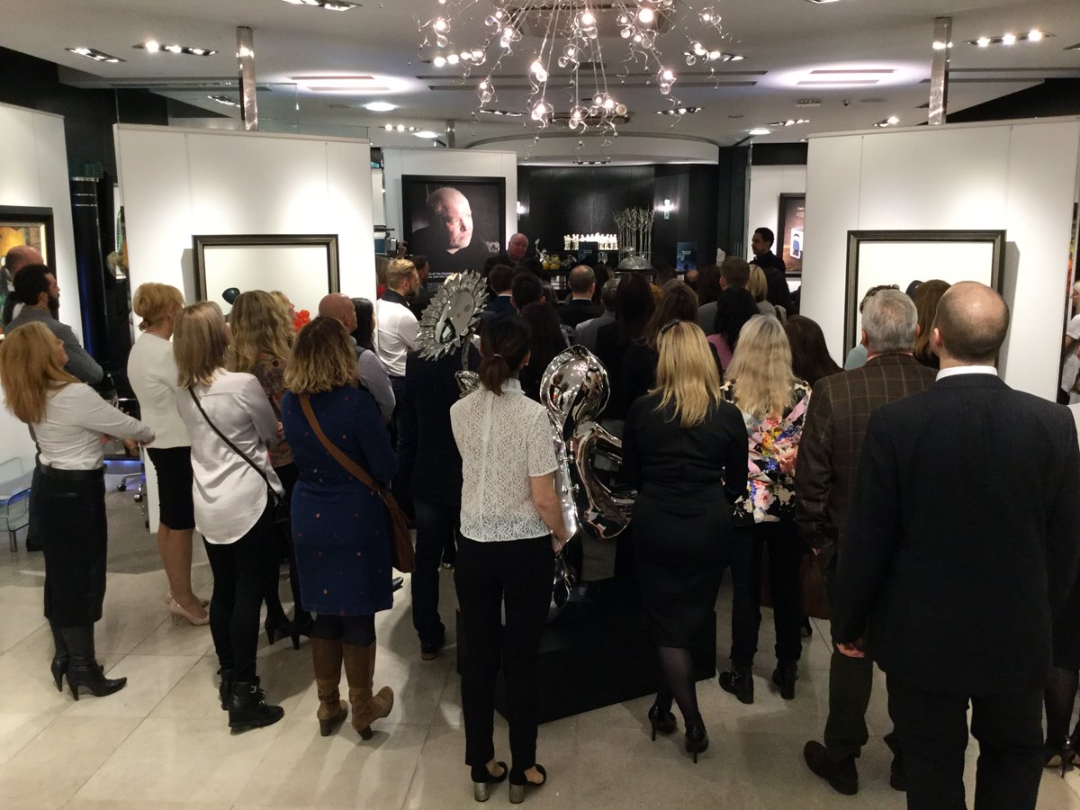 Arthaus1989's tweet photo. Lovely day at Mayfair Gallery unveiling the 'Out of the Shadows' Collection with @artistmackenzie #youremyrock #somuchlove #dancinginlove https://t.co/QBl3oyF5SW