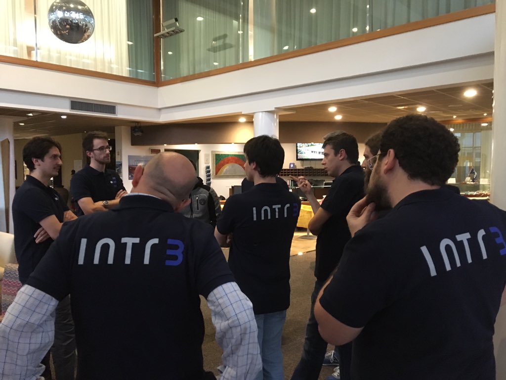 intre_it's tweet image. Strategie di #robocode