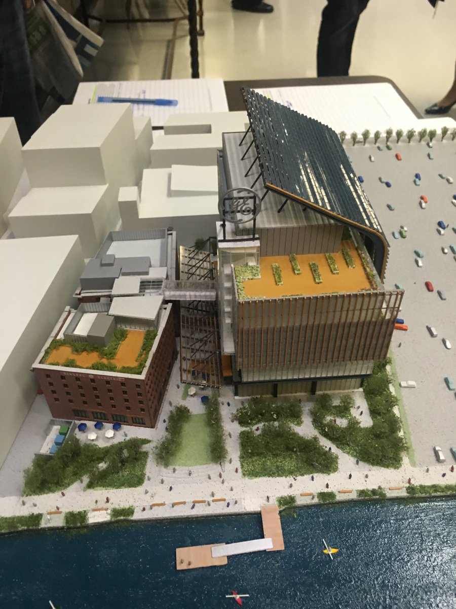 New Post: Presentation model GE Headquarters: Boston’s most architecturally significant building in a generation bostonia-condita.tumblr.com/post/152689008…