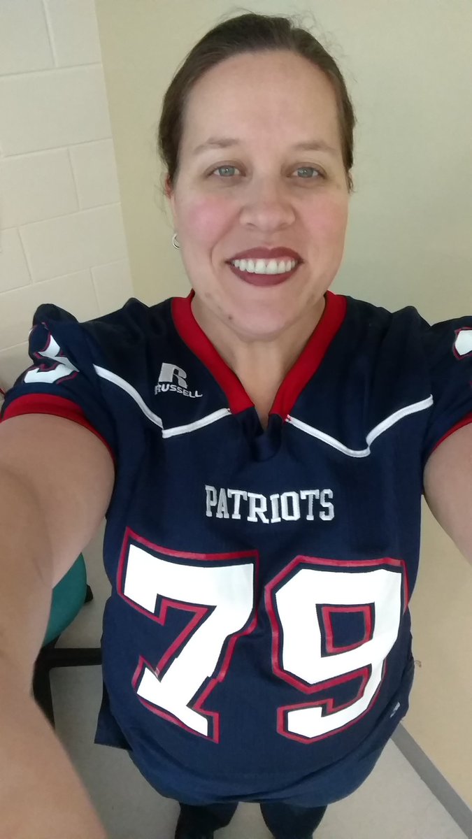 AFHS_HealthSci's tweet photo. Very honored to wear #79 today at our Pep Rally!! https://t.co/o0s8h7BKux