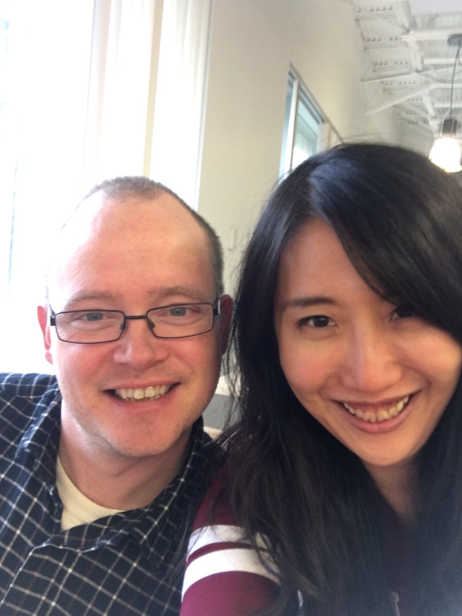 Christina_wm's tweet photo. Finally get the chance to meet @davsclaus in person, and he has no idea how excited I was! Hahaha!😆😆😆#goCamel https://t.co/OkjFECKddY