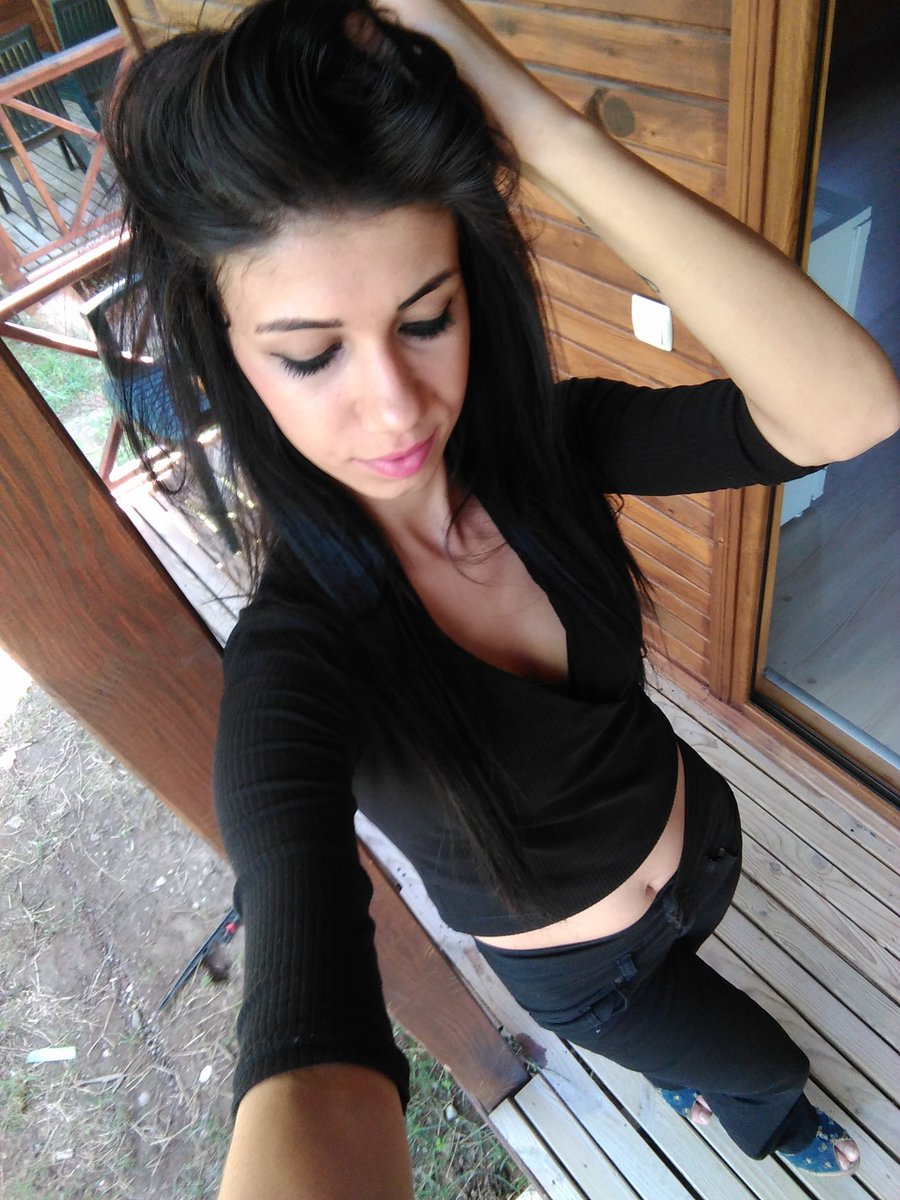 Selen demir (@sedef_gamze) on Twitter photo 