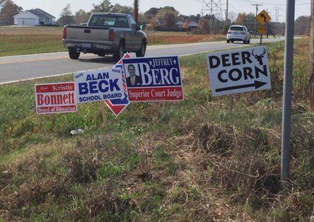 sonyaAlcon's tweet photo. I'm voting for Deer Corn :) https://t.co/A8dRZ23msv