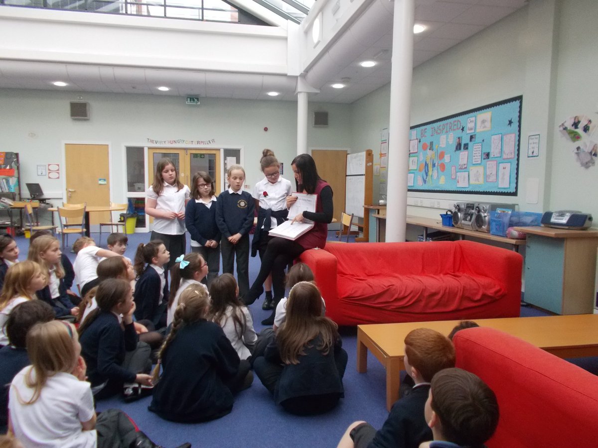 RPSinStirling's tweet photo. P6 Reading Ambassadors train new P4/5 Rocking Reader Supporters (who applied for & were interviewed for their roles) #dyw @FMReadChallenge https://t.co/8xiGft7ZUw