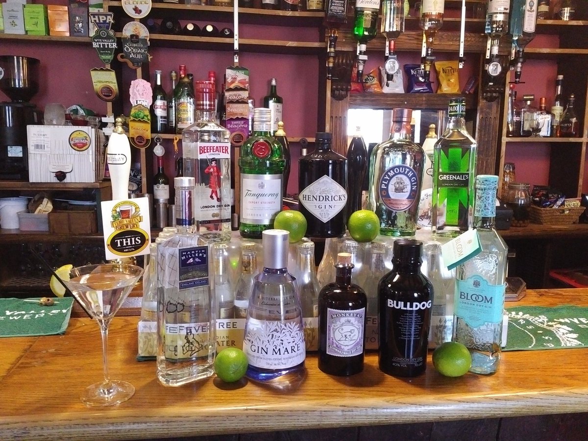 EdBeaverDavies's tweet photo. @MrsRobynBlack @BronyaWrites gin? #inapubnextgeneration got me hooked! https://t.co/tER7U5TFi1