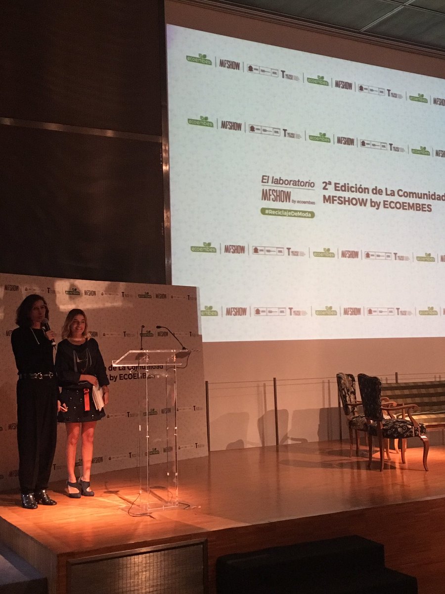Cerramos la 2a Edición de La Comunidad MFSHOW by ECOEMBES con <a href="/FloraGonzalez/">Flora González</a> y <a href="/bzprensa/">Blanca Zurita</a> #reciclajedemoda <a href="/ecoembes/">Ecoembes</a>
