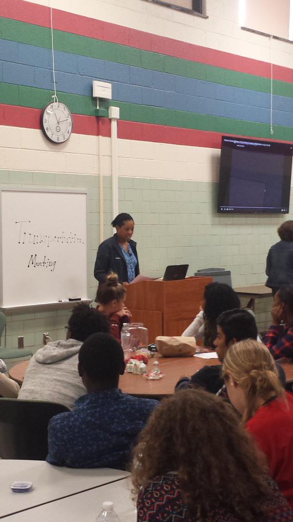 Hudson_MedLab's tweet photo. Our exceptional keynote speaker at #wpmedlab career day Rebekah Davis from @ChildrensPhila shares her path to the medical field https://t.co/JSJRG8RdpT