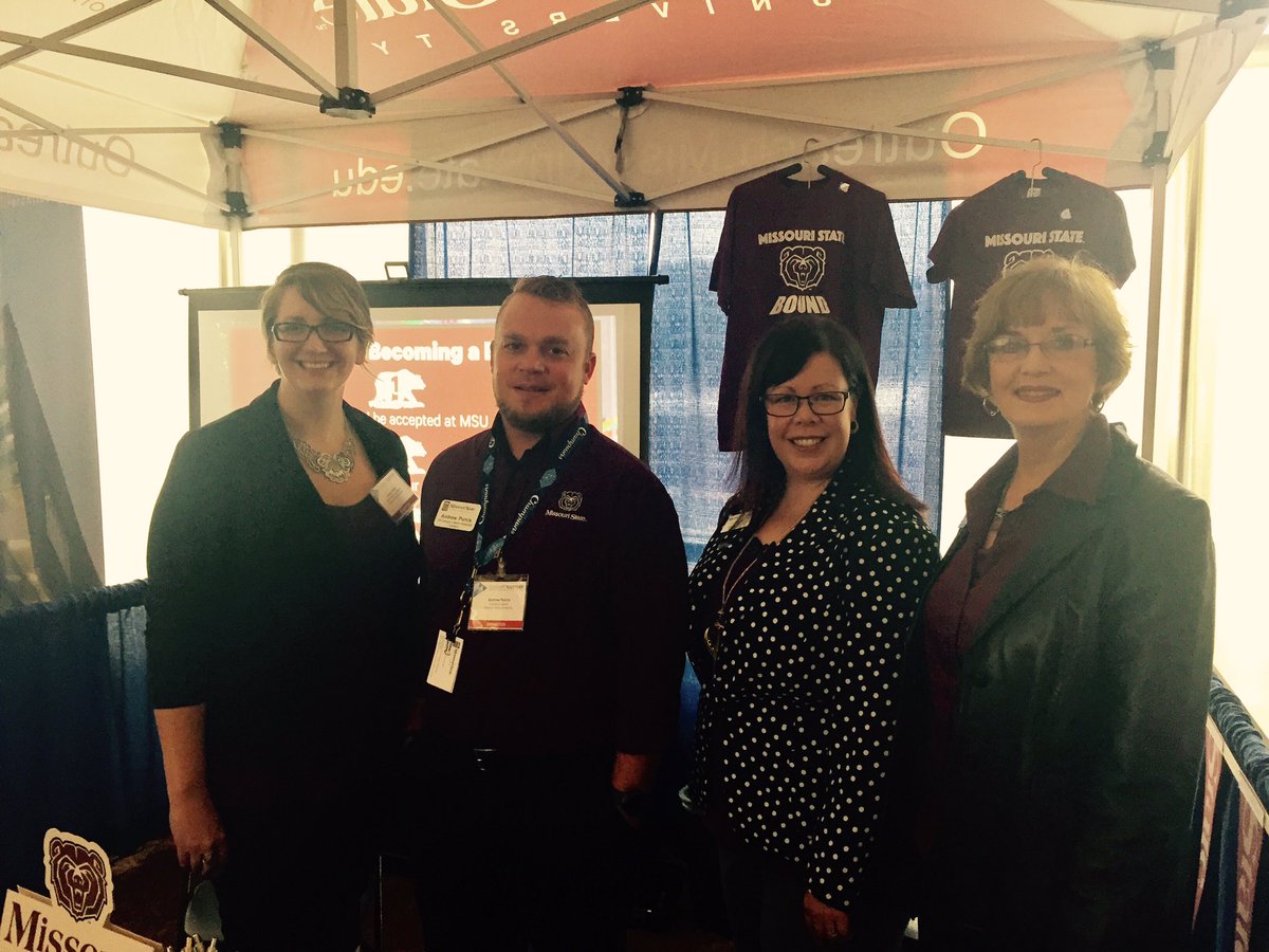 LizRobe39's tweet photo. Loved hanging out with my alma mater #MSUOutreach at @MCCATweet convention today! Thanks for the swag, guys! #ForwardTogether16 https://t.co/EgF2yF0caK