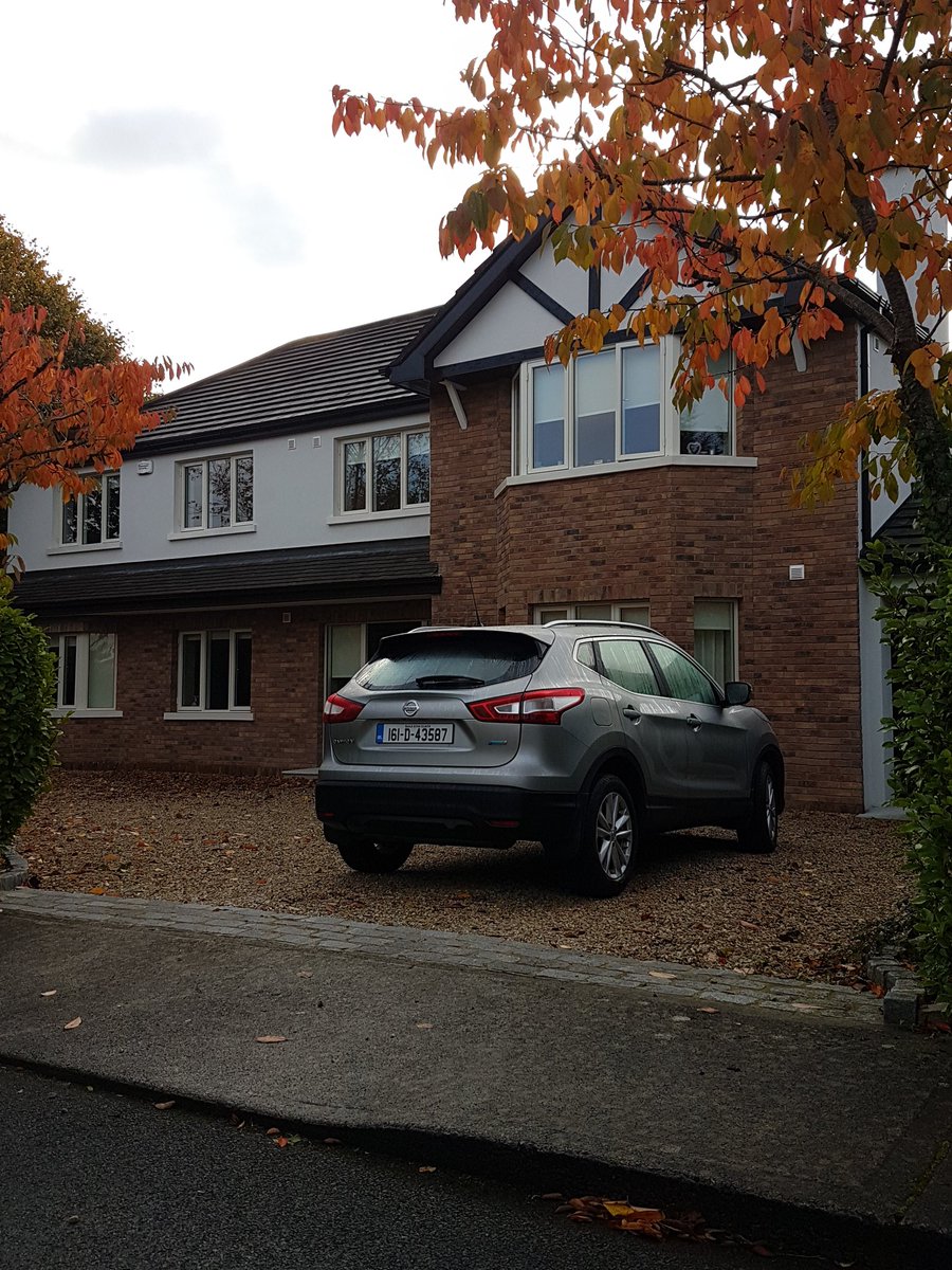 Arujoinery's tweet photo. Out and about in Castleknock today...a project we completed last year...very nice finish Carrara Construction ...🖒 https://t.co/gjfWeapPj0