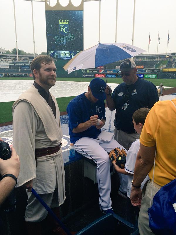 KyleDetrick's tweet photo. @benzobrist18 Congrats Ben! The force was with you and the rest of the guys. Happy I was able to be your Jedi "escort" last year at the K. https://t.co/HINM9DGUor