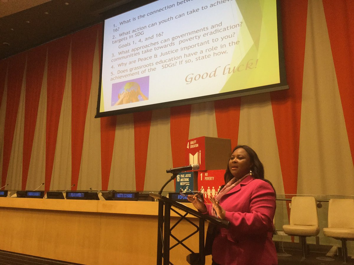 JeffBrez's tweet photo. .@salonetitihawa "I am honored to work with the #DPINGO youth representatives" #YLB2016 https://t.co/R37EQRmlUH
