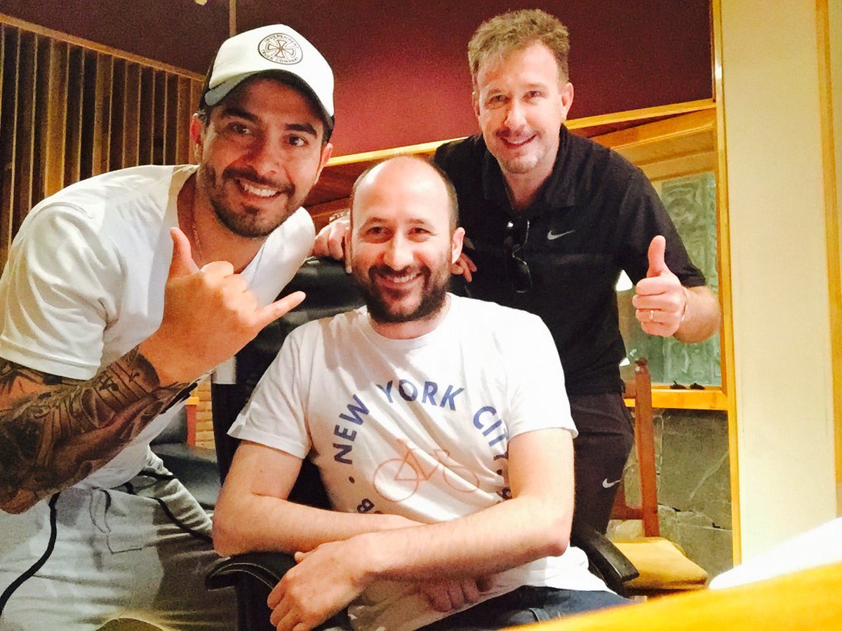 En <a href="/MayaStudio/">Maya Studio</a> preparando algo distinto para ustedes ..👌🏼