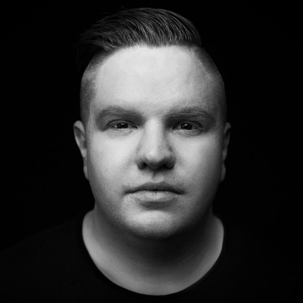 DanceRebels's tweet photo. .@MarcusSchossow talks about the strengths of @CodeRedWorld, being a mentor and two artists to watch in the future https://t.co/2K9A80wlSb https://t.co/IHRfpTNve1