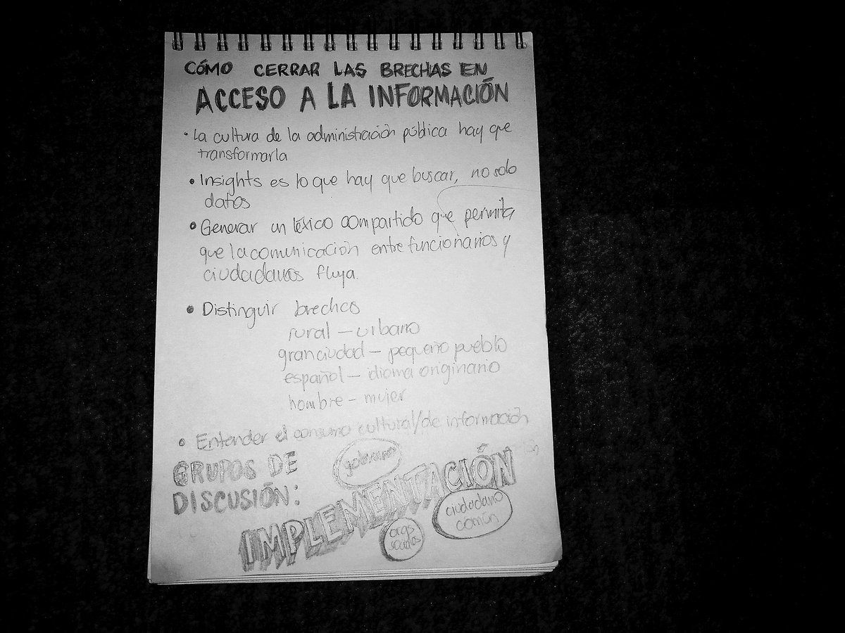 danyvillatoro's tweet photo. Sobre la charla acerca de cerrar las brechas de conocimiento y acceso en 
#ConDatos16 con @SilvanavF y @j_florezh https://t.co/KapycL0jpE