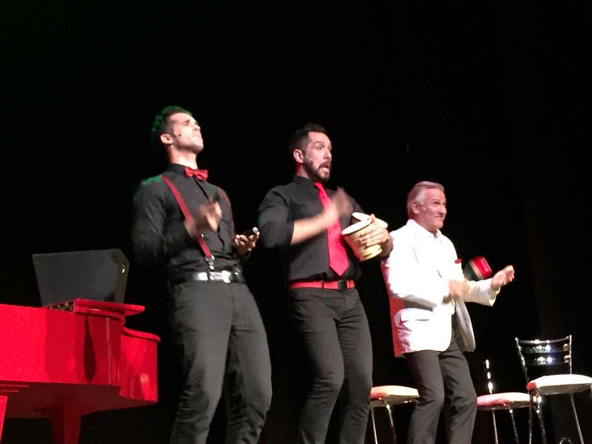 macastilloherna's tweet photo. Increíbles en @broadway6ta @albertocollado_ @jullsgrand https://t.co/v6UVmjMAru
