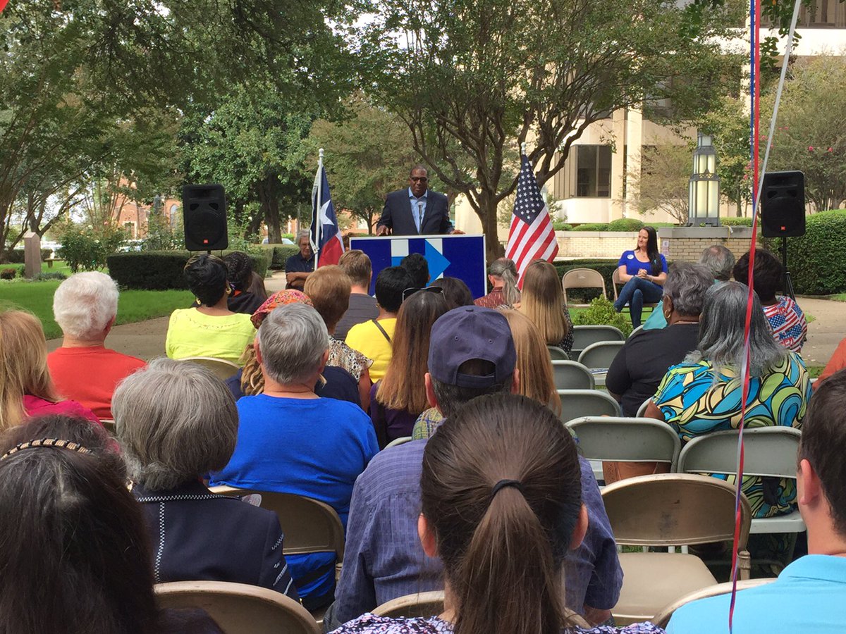SenRoyceWest's tweet photo. #GOTV in Longview, Texas. https://t.co/2S0GbVGkAd