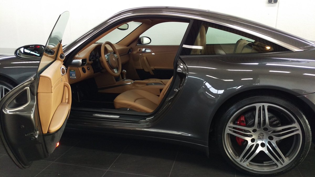 Super strakke en mooi uitgevoerde Porsche 997 Targa 4S