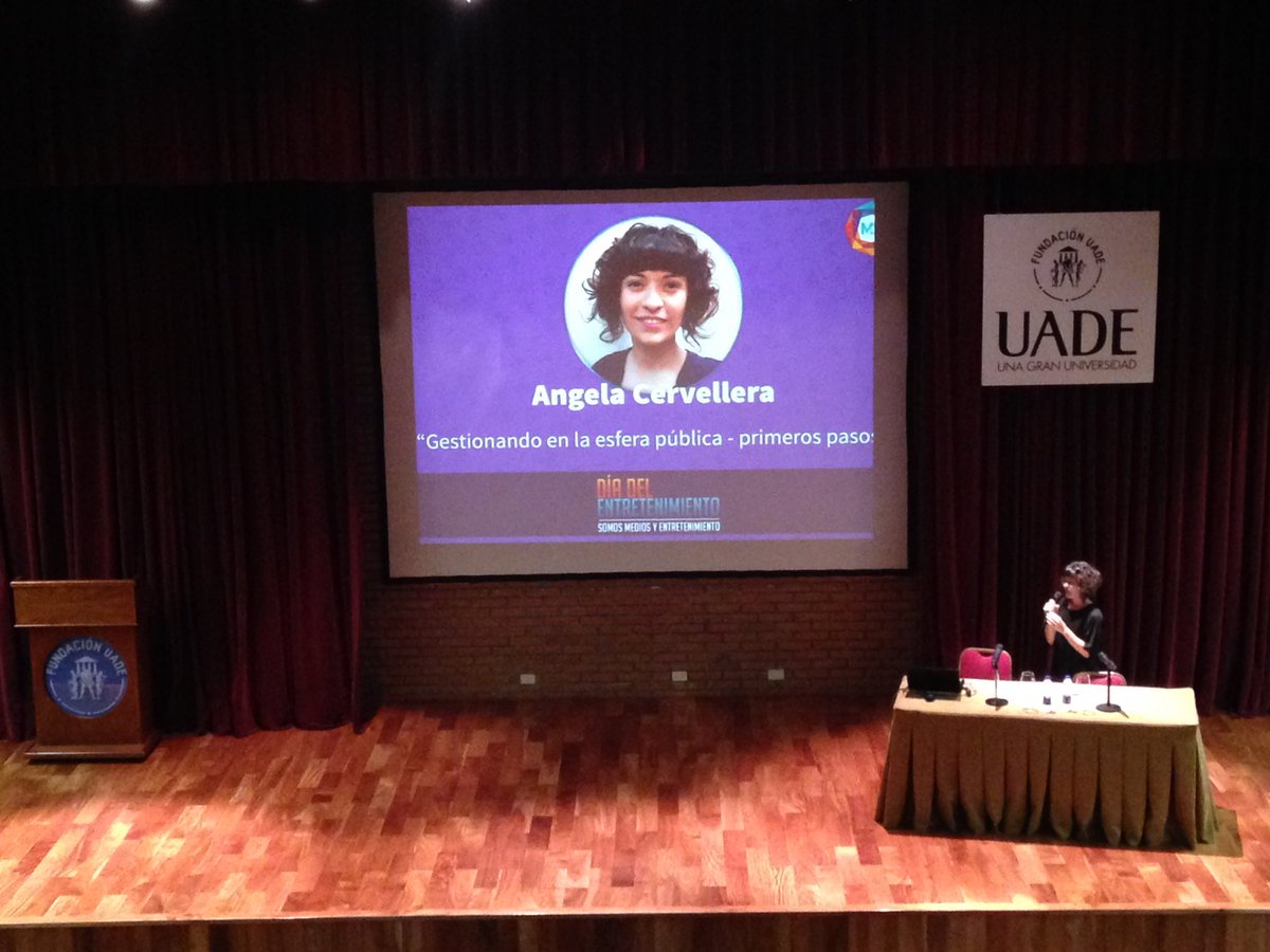 SomosMyE's tweet photo. Ahora Ángela Cervellera dando su charla. https://t.co/QSuiP58eK8