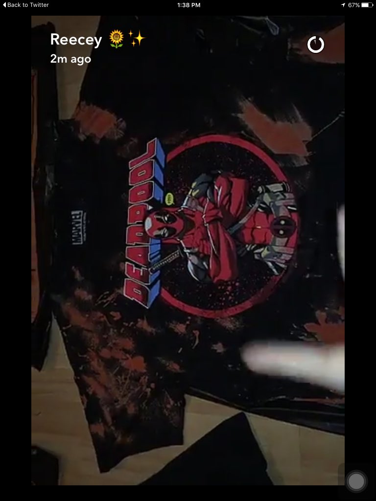 ThaShortster's tweet photo. @reeceking_ I HAVE THIS SHIRT TOO!!! AAAAAAHHHH!!!! that is all 😂😂 https://t.co/CdTzUWh2e6