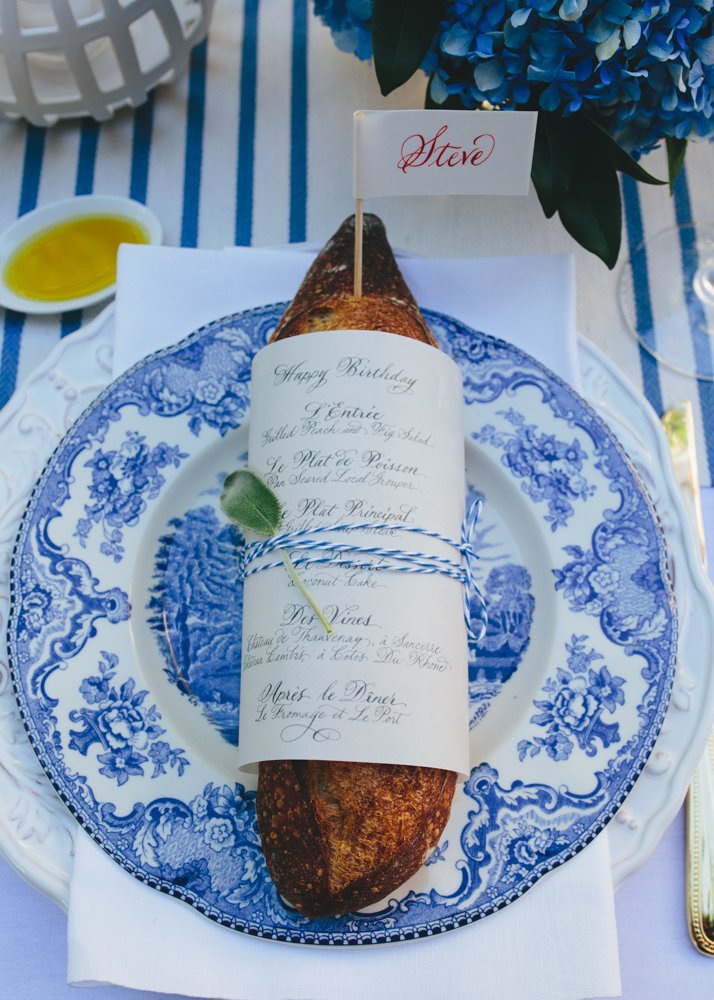 TaraGuerard's tweet photo. Easy #DIY #holiday tabletop #tips
https://t.co/p1vD1tC6Gj
#tarastips #tuesdaytip https://t.co/GjWUAFCry1