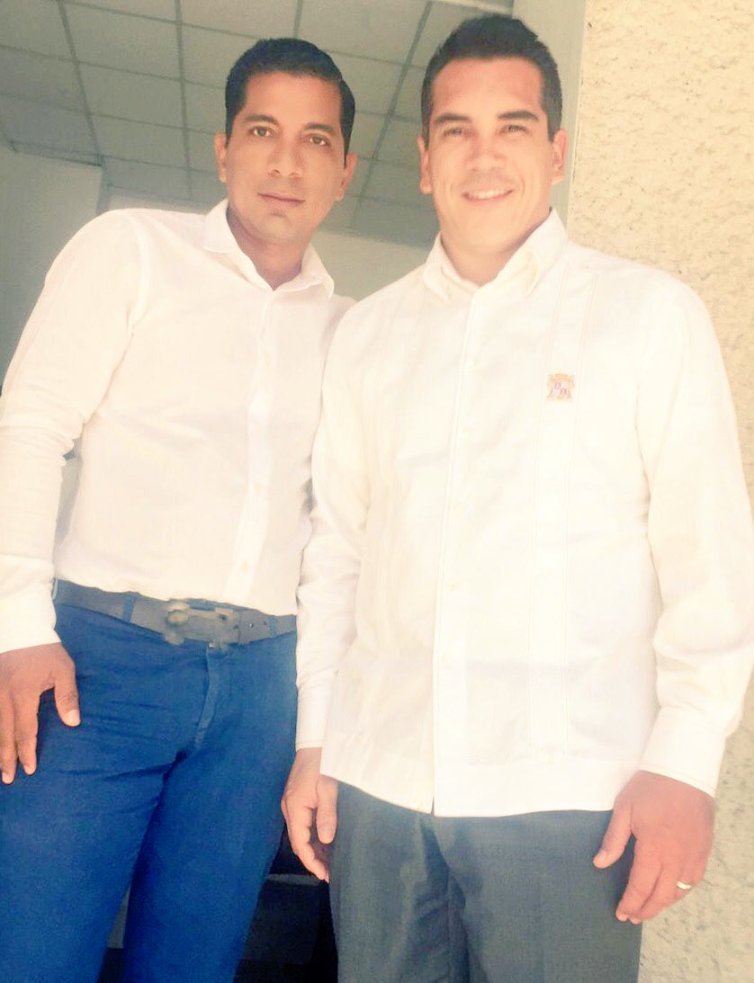 ManuelCardenasE's tweet photo. Con mi amigo Gobernador de @alitomorenoc joven de trabajo y resultados. Será un honor visitarlo en su hermoso estado #Campeche ¡Abrazo! https://t.co/MVzQObDI8c