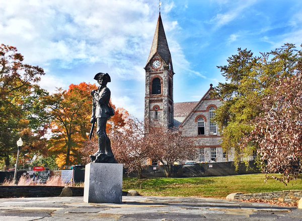 TFSilvernail's tweet photo. #UMass is a beautiful place to call home!

PC: @Steph_Berenson https://t.co/rLFqQdxO1n