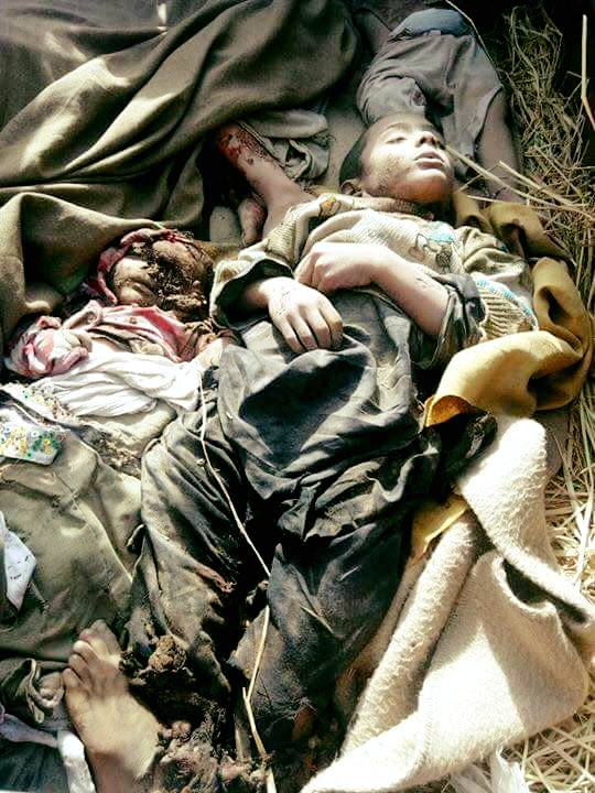 At least 30 Afghan civilians, including women, children and babies, killed in #NATO airstrike in #Kunduz #Afghanistan
#USCrimes #Terrorism