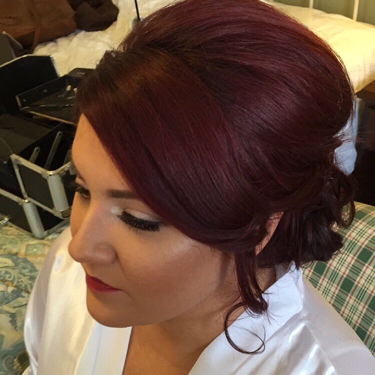 annaclinton's tweet photo. Wedding hair #shrewsbury #mobilehairdresser https://t.co/npRpZh0kWE