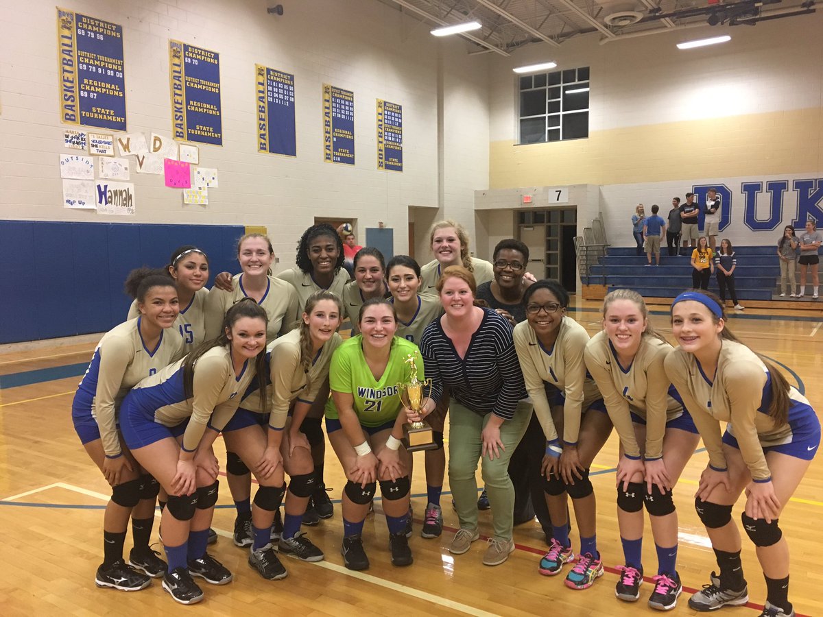 WHSVolleyball13's tweet photo. Congratulations to the Lady Dukes for Winning Conference Championship against Northampton 3-0!!! So proud ladies!! https://t.co/V8g8UHMjsa
