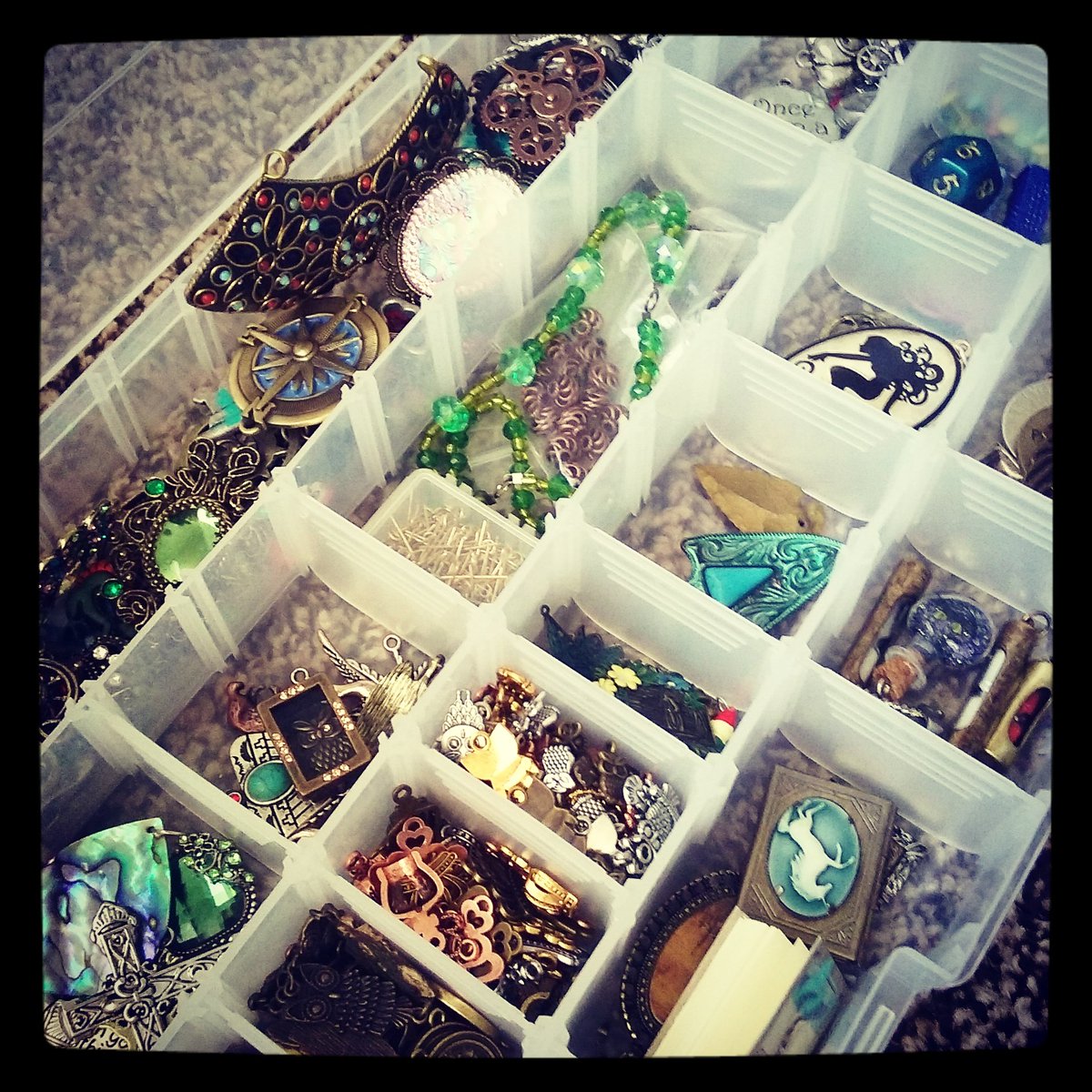 wikawillo's tweet image. One box of many and still not enough!! Lol fun day with @HandmadeGeek #new blog #comingsoon #newtutorials #crafts
