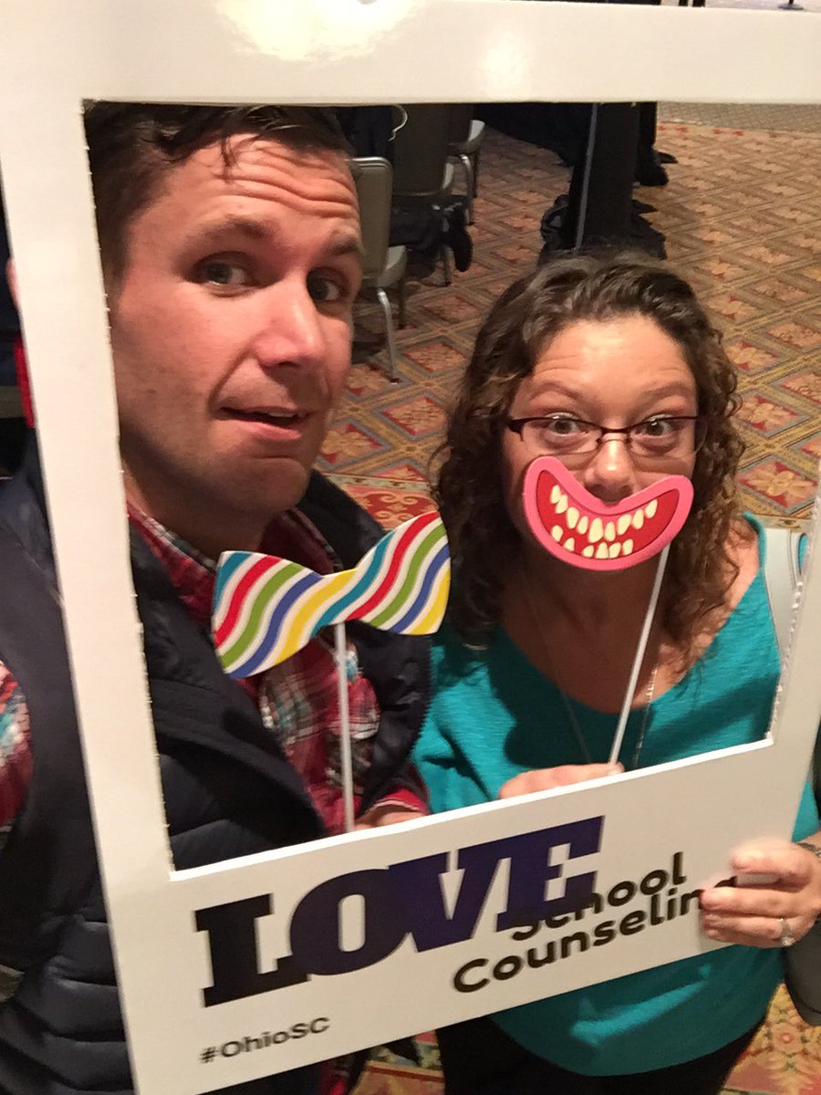 MrRedigerWMS's tweet photo. #AOCC16 with @MrsBrownWHS https://t.co/BkQlbuBOMk