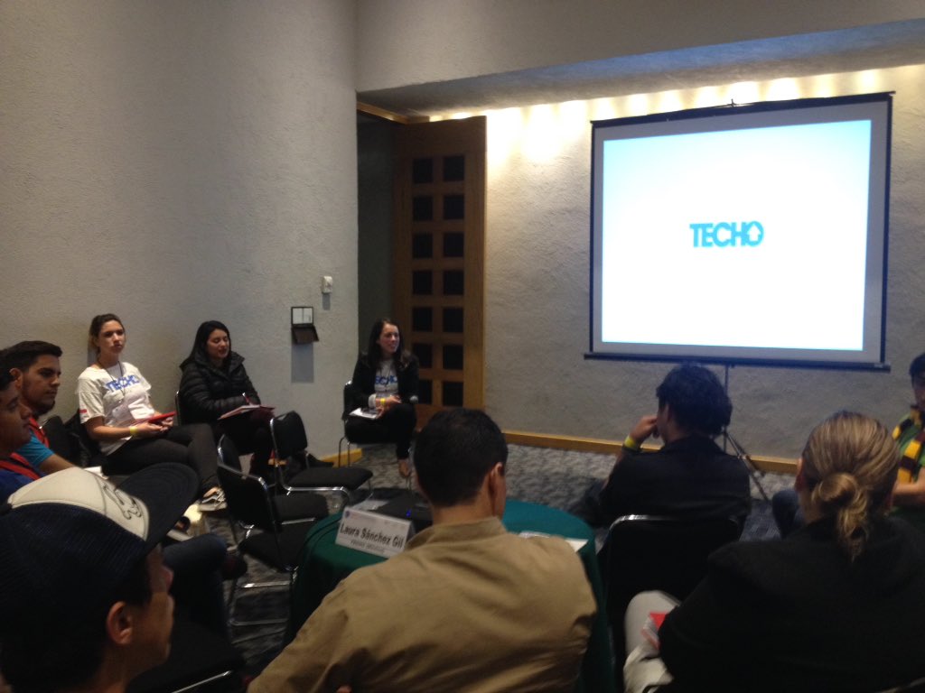 TECHOmx's tweet photo. Laura Sánchez, directora de F&amp;V de @UnTecho facilita el taller "Voluntariado para la Construcción de un ambiente digno y equitativo" #CMVJ https://t.co/JPkdZuPV6g