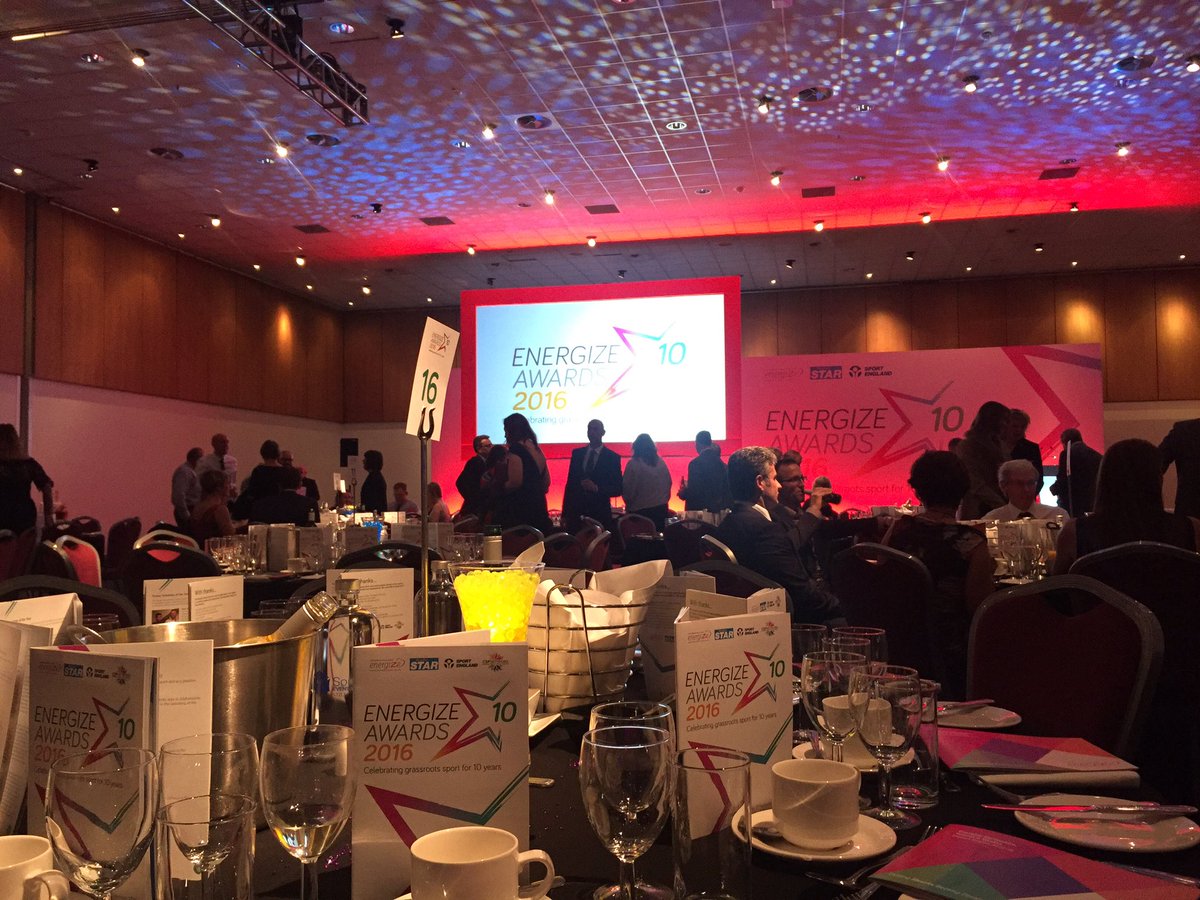 floedwardss's tweet photo. iCan2 at the @EnergizeCSP #EnergizeAwards to support Darren Ford, change from the usual trainers and polos! ⚽️🏀🏈⚾️🎾⛷ https://t.co/oM5Dd6vNXD