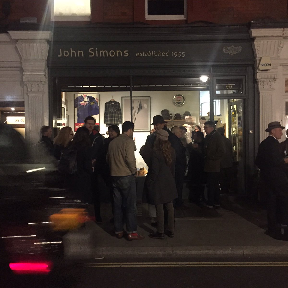 Full house @johnsimons1955 tonight! Uk book launch of #jimmarshall #jazzfestival with @ReelArtPress #jazzicons