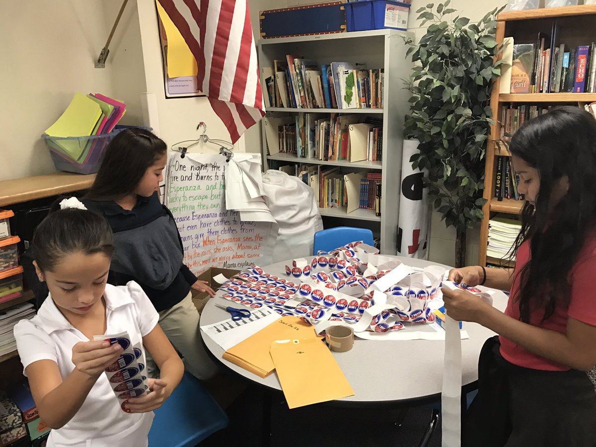 MissMaya311's tweet photo. Some @Room21Rockstars getting ready for @KidsVotingUSA #kidsvotingaz counting voter ID cards and stickers! @GLDDbacks is excited to vote! https://t.co/e6wWv7kRf4