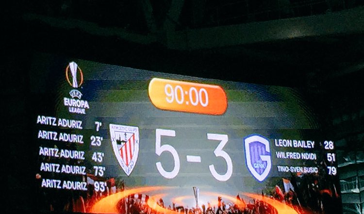 Simplemente, Aritz Aduriz. <a href="/AthleticClub/">Athletic Club</a> #UEL