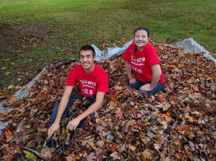 mommatav's tweet image. #rakeadifference