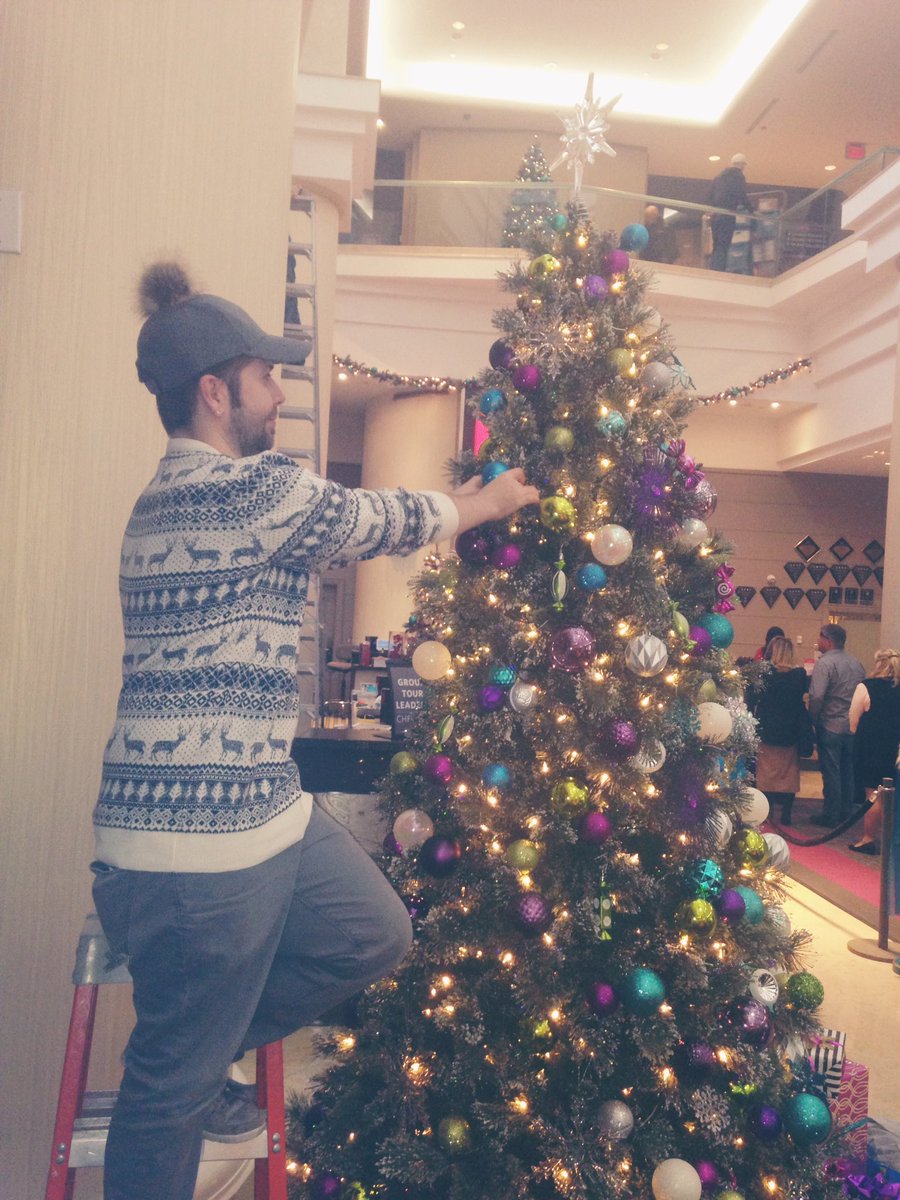 WinterFestival's tweet photo. Behind the scenes @NicholasRosaci @Hilton_Niagara it's time to deck the falls with fabulous!🎄 #DecktheFalls #WFOLlive #tistheseason #Festive https://t.co/wZFLi3xoH1
