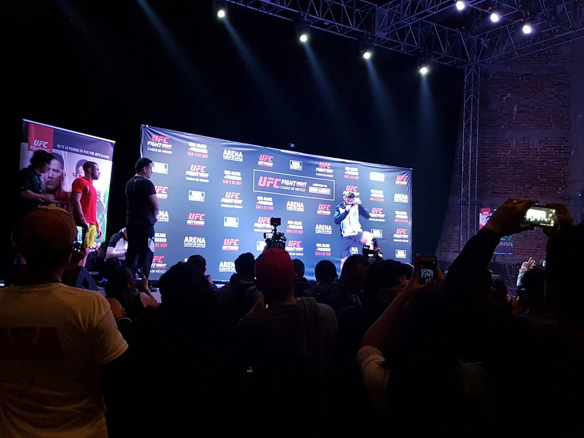 pulpolatam's tweet photo. #UFCFightNightMexico | Comenzaron los open workouts! 🇲🇽 👊🏼🐙 #FightWeek #pulpodeviaje https://t.co/WGSIjs6QTM