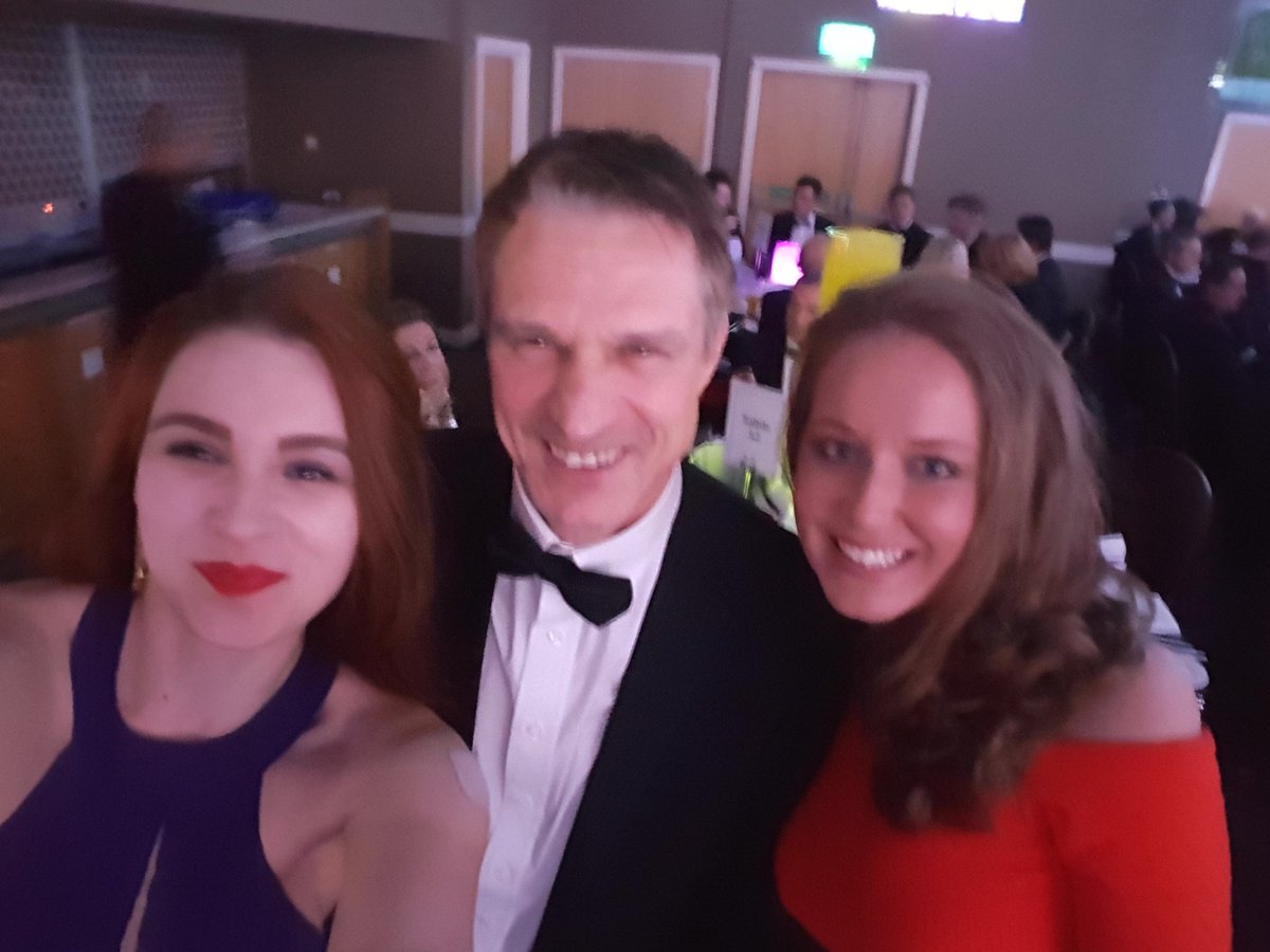 Extract_Tech's tweet photo. Selfie with the director is obligatory on a night like this! #eba16 #eba2016 @ExaminerAwards #wewon https://t.co/g6OYqbc3gD
