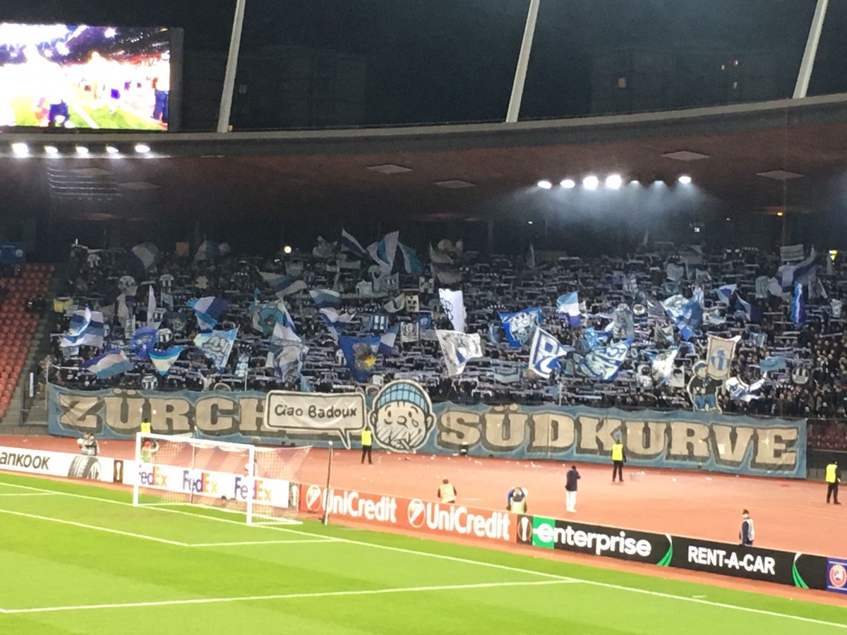 Auch die Südkurve bekundete ihr Beileid für den verstorbenen Illustrator Christophe Badoux - schöne Geste! #fcz