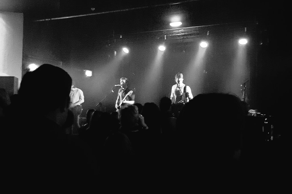 Great opening set from <a href="/thehearts/">The Hearts</a> at <a href="/GlobeCardiff/">The Globe</a> 🎶🎸🎤