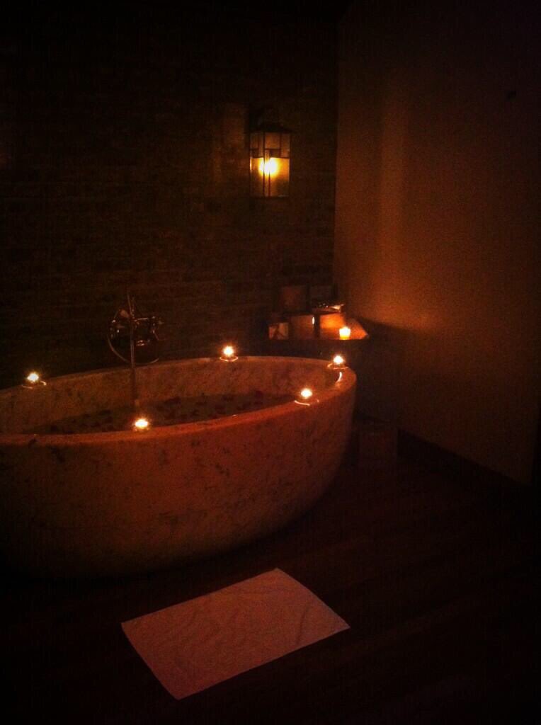 CiamhieMc's tweet photo. FAB evening in @TheDawsonSpa &amp; Apothecary bar at @SamsBarDublin what a perfect combination! Thanks Eileen 😘 https://t.co/AuYFItkuO6