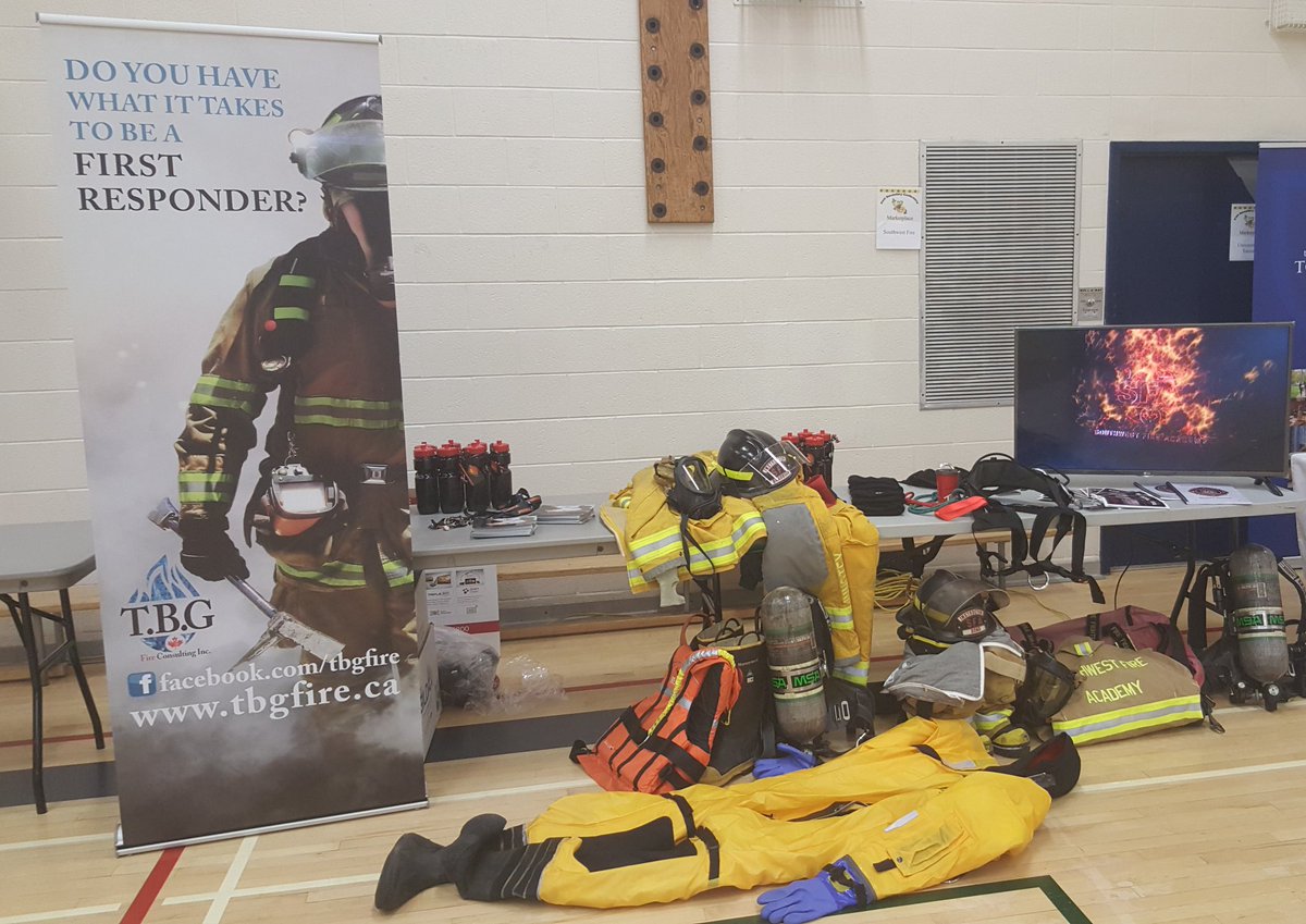 TBGfire's tweet photo. Mayfield Post Secondary Conference educating on the fire service training options #Caledon  #education @TDFireAcademy @SFA_Ontario @TBGfire https://t.co/CcfLhcw0PH