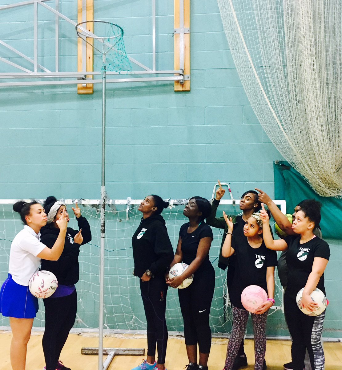 ThorntonHeathNC's tweet photo. No filter can make our posts happier! #sadnetballposts #theyfalldown #help https://t.co/MH6Jo937fU