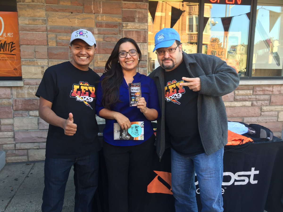 dayalasprint1's tweet photo. New boost customers and ticket winners!! #Whereyouat #BoostRocks @PedersonSprint @AmyBoost @SPGNorthCentral https://t.co/x0PxCmqnSz