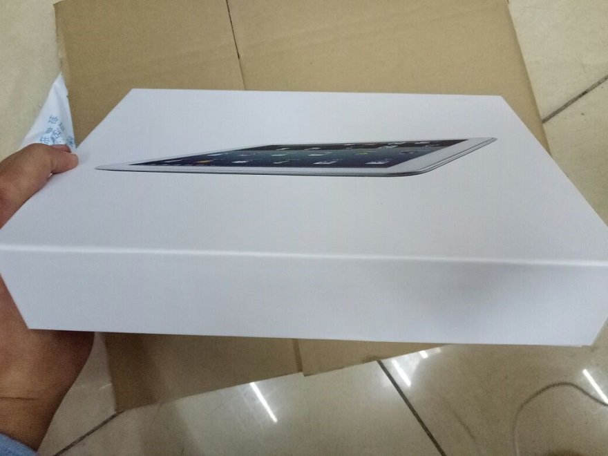 XieTomas's tweet photo. 1:1 ipad 9.6inch ,can 3G/2G Calling ,real 1280*720 Samsung IPS Screen display,1GRAM+16GROM ,MTK6580Quadcore,camera really 3mp+8mp https://t.co/xtBEekdibK