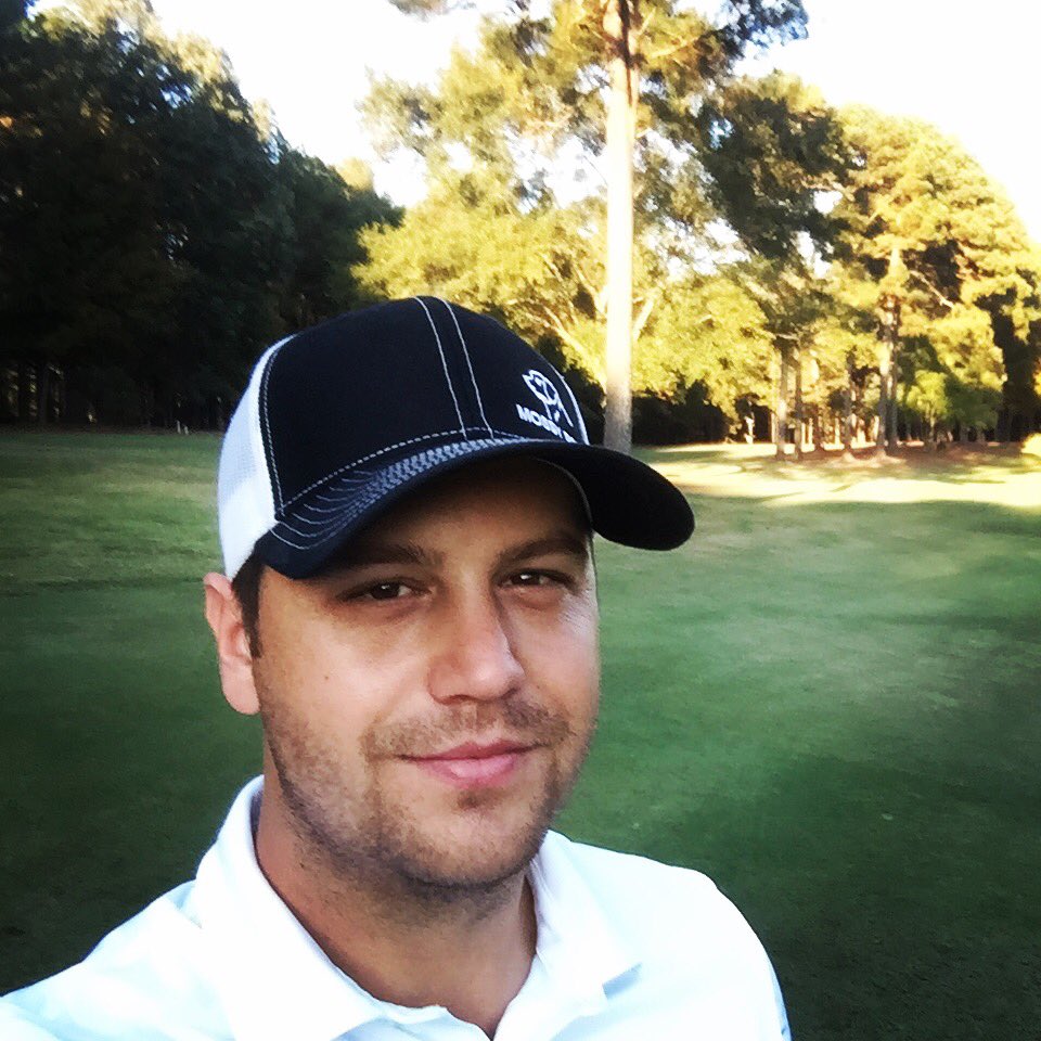 EricDoddMusic's tweet photo. #tbt to my happy place a.k.a. God's Country Country Club @reynoldsgolf - thanks for having me &amp; my Dad out! #cantbeatit #funfirerain https://t.co/YXcdwI9QqU