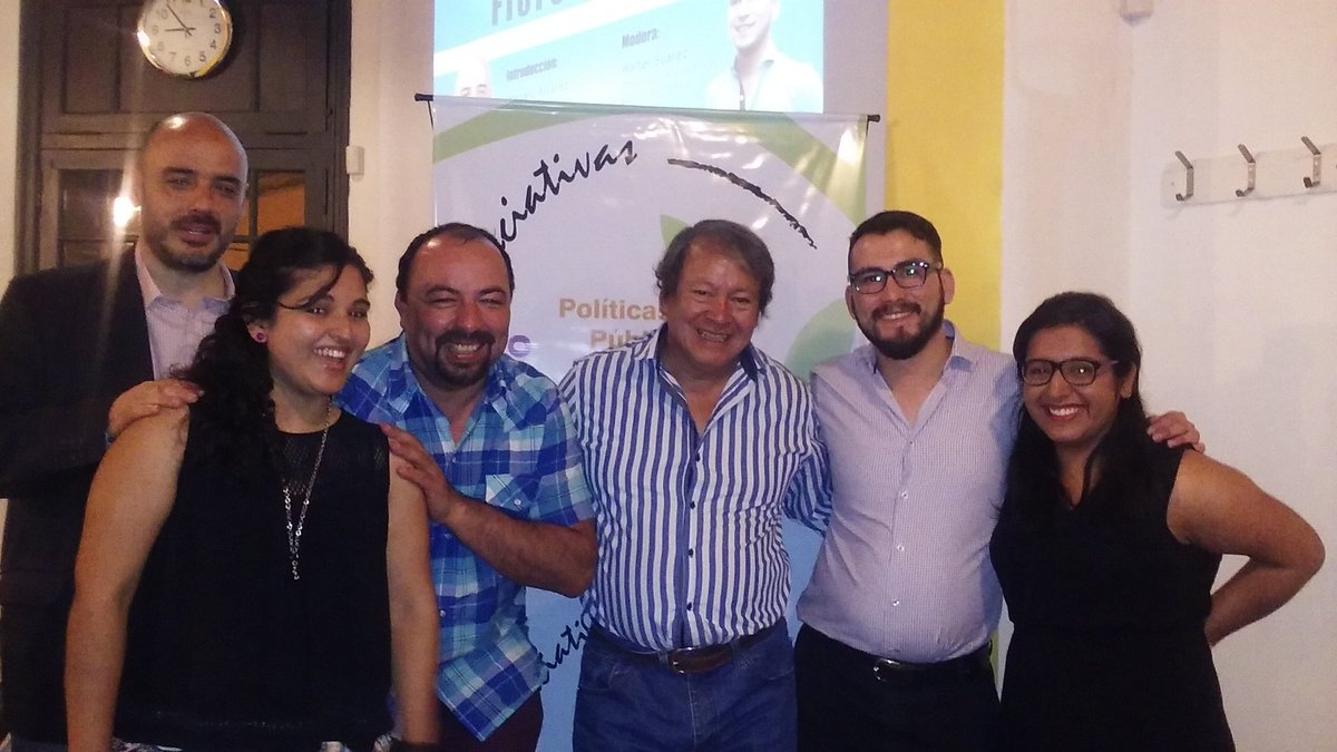 SoyTerritorio's tweet photo. #BuenJueves #CulturadelTrabajo
Cerrando una hermosa jornada. @malvarezMGA @TotyFlores @MechyMoreno91 @MorenoItati @SuarezLaMatanza https://t.co/C8VrhrNLal