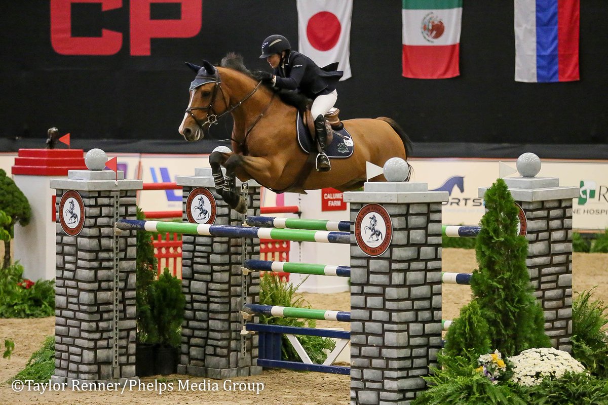 Off to the jump off for <a href="/MargieEngle/">Margie Engle</a> and Abunola #CPNHS2016 #worldcupnal